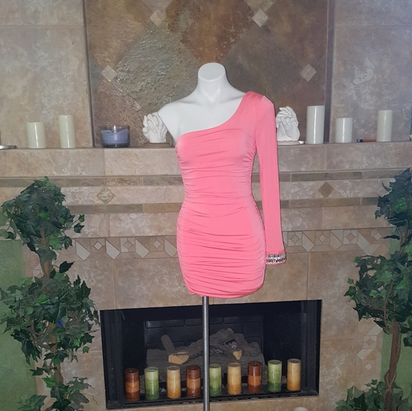 Dress - Picture 4 of 5